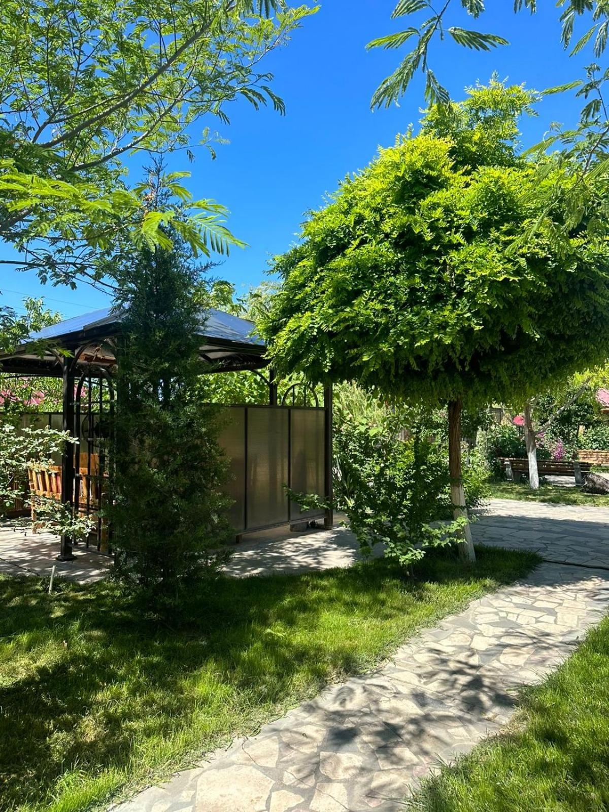 Ralina Restaurant And Hotel Ararat Ngoại thất bức ảnh